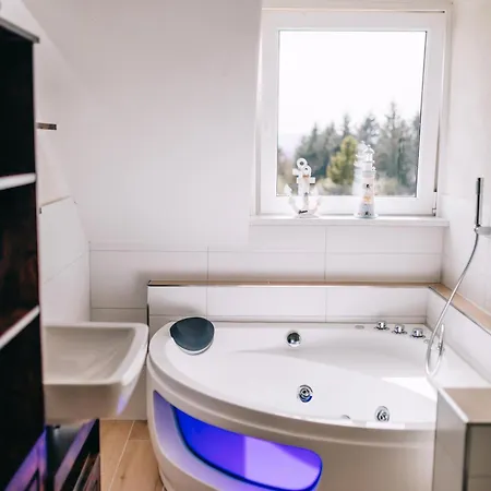 Kroever Berg Apartman *