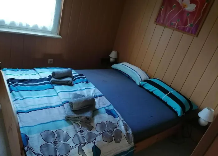 Kröver Berg Lägenhet Kröv